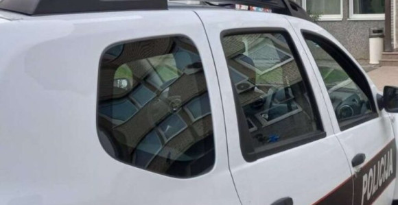 Mladić skočio s mosta, potraga za njim još traje