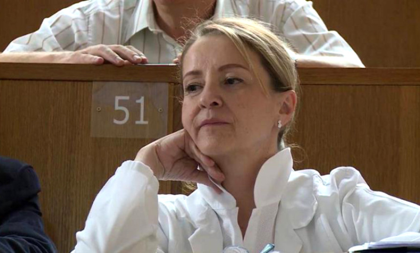 "Spletke političke moći koja se stavila iznad zakona"