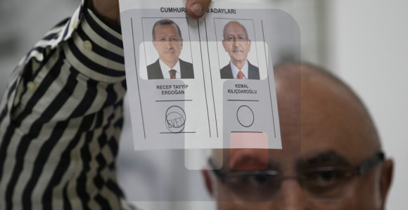 Први резултати: Ердоган води са 57%, Киличдароглу на 43%