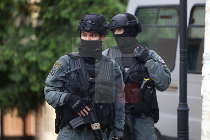 Kosovska policija: Bili smo primorani da bacimo suzavac