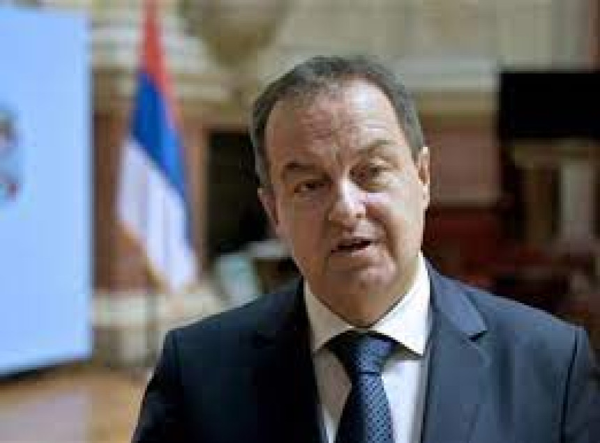 Dačić: Ako Srbe ne zaštite KFOR i ostali, Srbija će