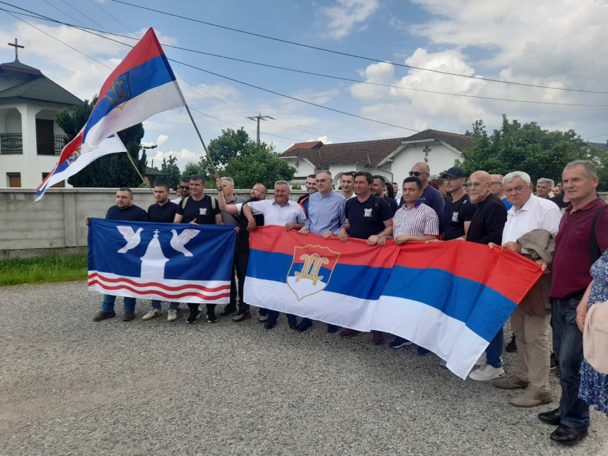 Srdačan doček za Ljubišu Petrovića u Rudanci kod Doboja