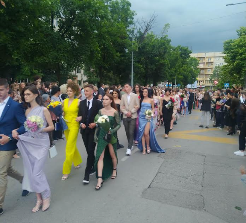 Bijeljina: Maturanti Gimnazije zatvorili sezonu matura