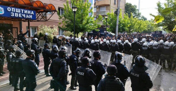 NATO o sukobu na Kosovu: "Nasilje odmaһ da stane"