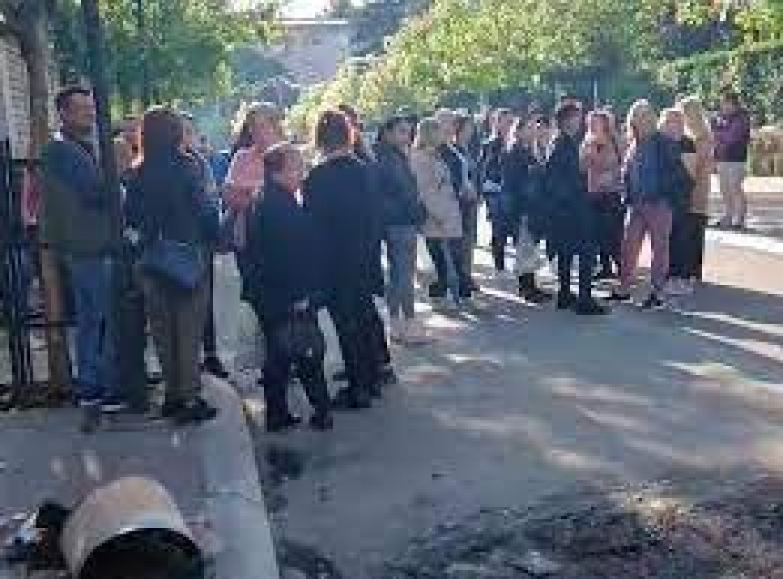 Počelo okupljanje građana na sjeveru Kosova i Metohije