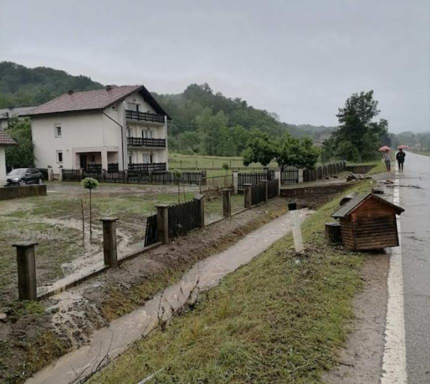 Teslić: Povukla se voda u Buletiću - šteta velika