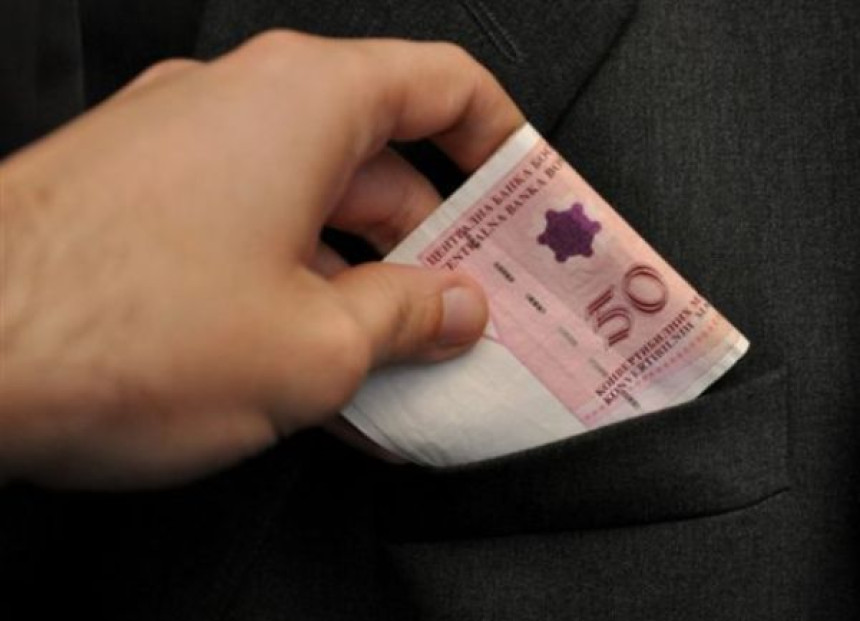 Kako se na tenderima ukrade 400 miliona maraka?