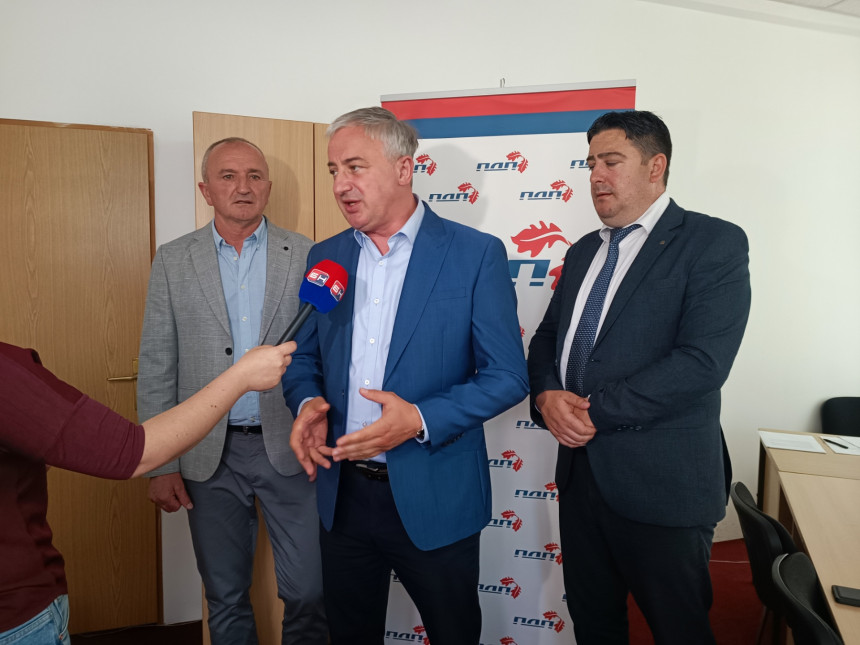 Borenović sa logorašima u Derventi zbog slučaja "Milanović