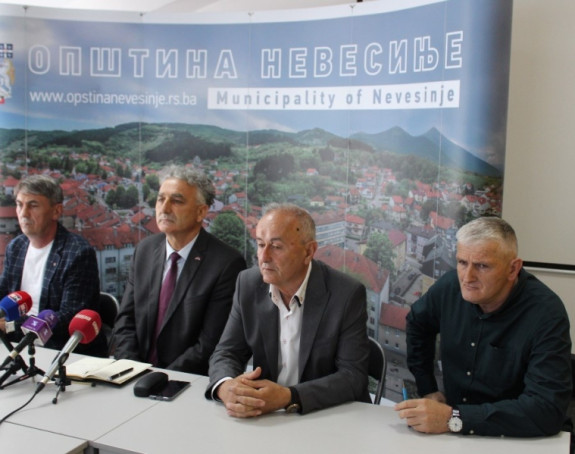 Direktor Vodovoda se izvinjava Nevesinjcima