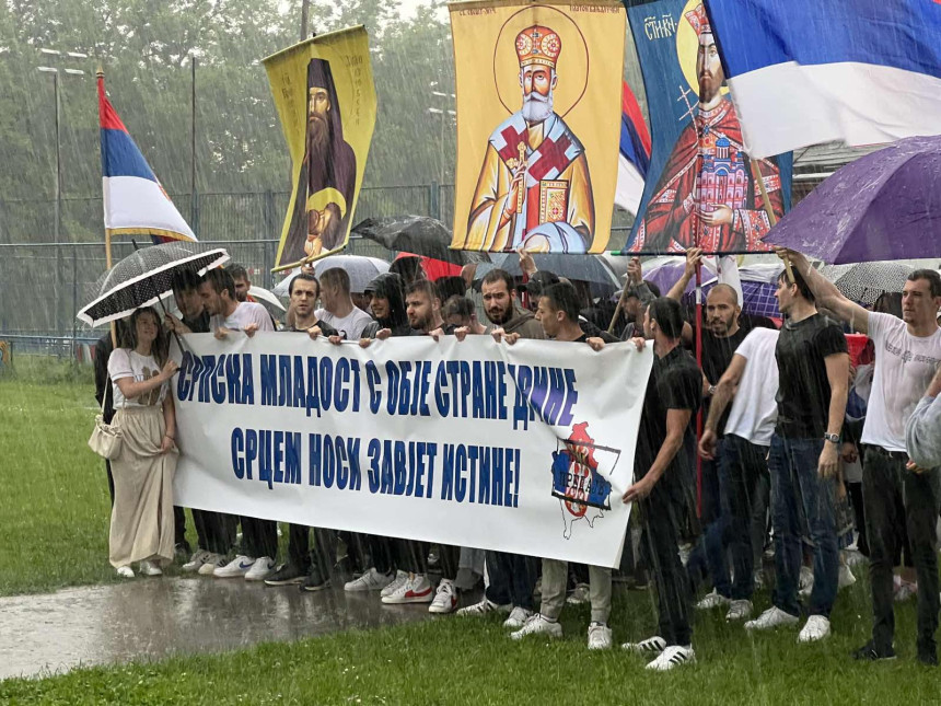 Studenti Banjaluke pružili podršku Srbima na Kosmetu