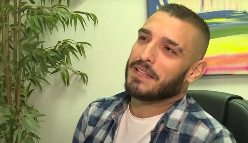Lazić pjevao na plejbek, publika napustila klub