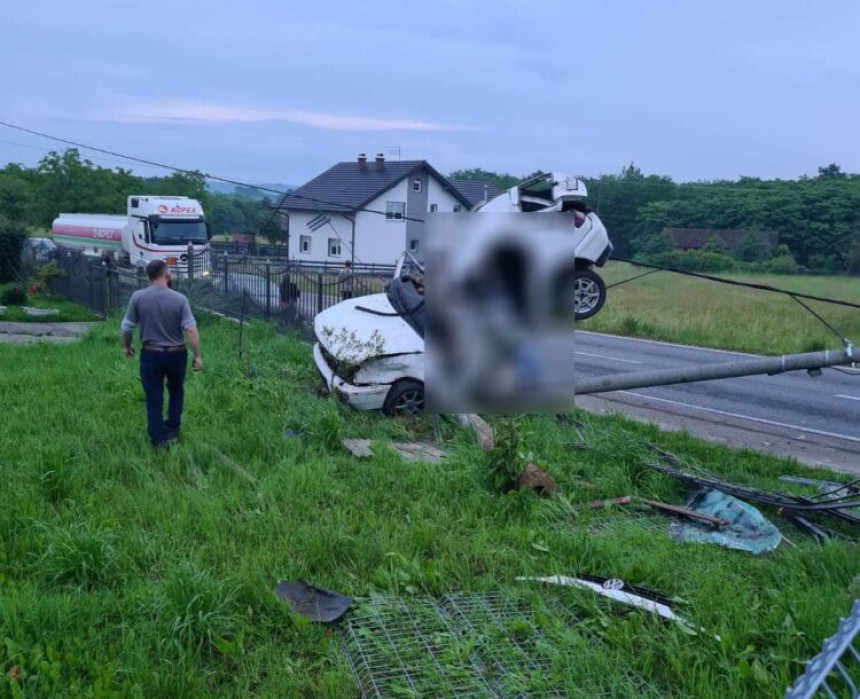 Objavljeni detalji: Vozio dijete u hitnu pa poginuo