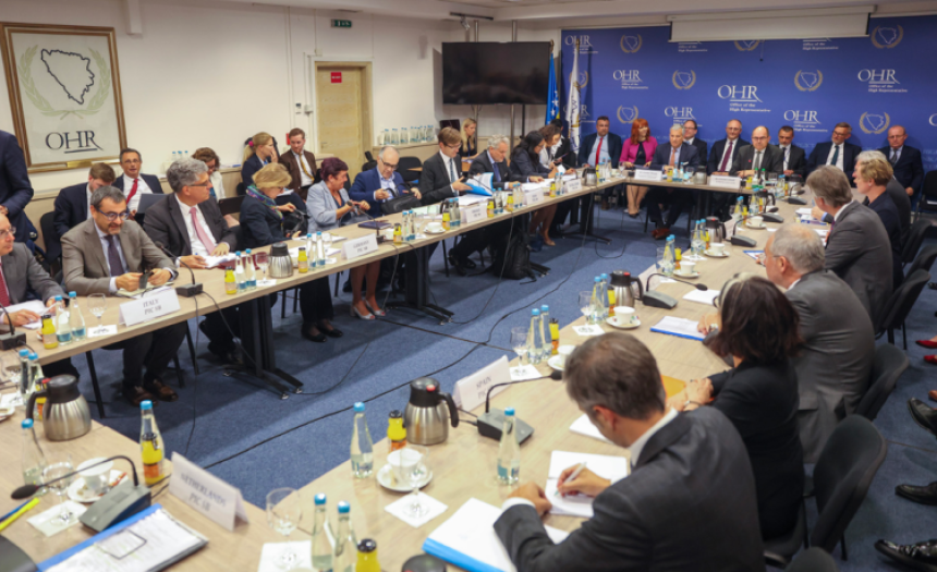 Jasna poruka: Entiteti nemaju pravo otcjepljenja