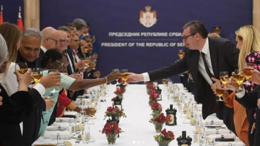 Vučić ugostio večeras indijsku predsjednicu