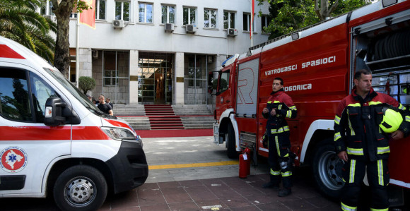 Dojava o bombama u školama i zgradi Skupštine CG