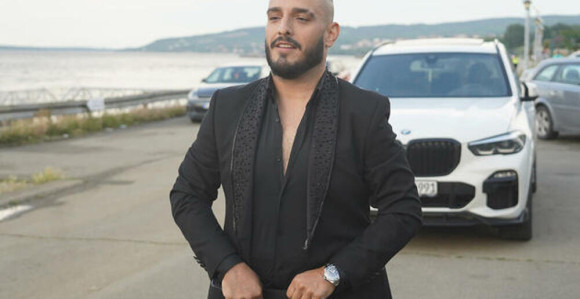 Darko Lazić objasnio zašto je pjevao na plejbek!