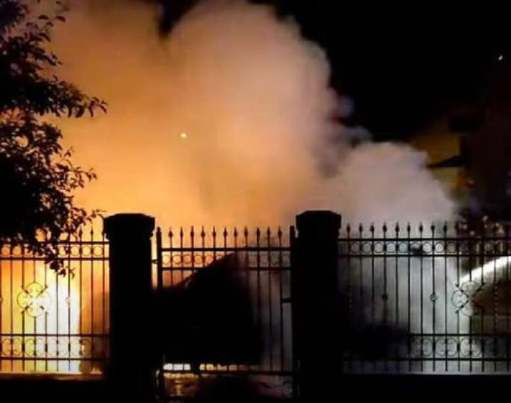 Odbornik kojem je zapaljeno vozilo strahuje za porodicu