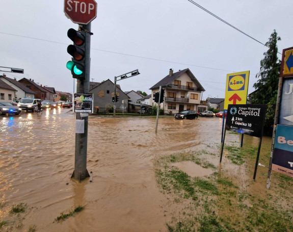 Olujno nevrijeme u Požegi, ulice poplavljene