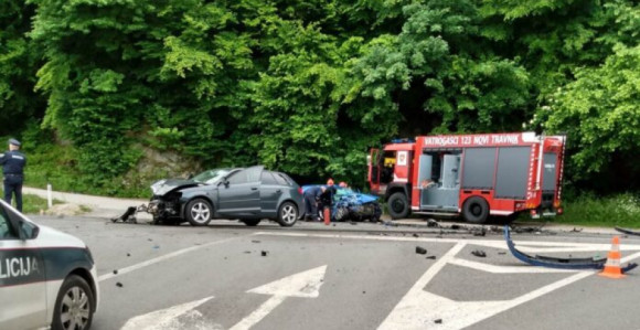 U stravičnoj nesreći poginuo dječak, ima i povrijeđenih