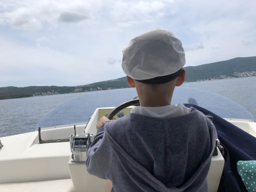 Vožnja Tivtom sa kapetanom Mihailom (VIDEO)