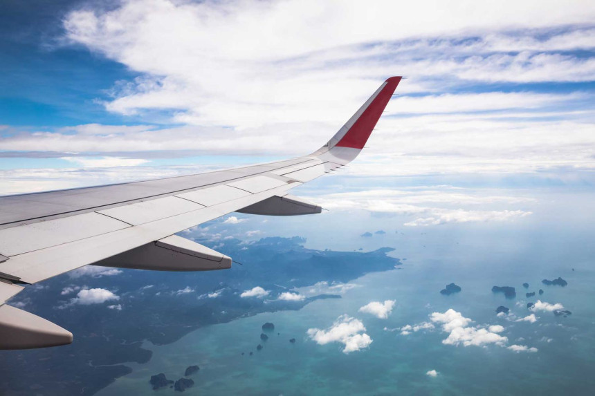 Djetetu pozlilu u avionu, preminulo nakon slijetanja