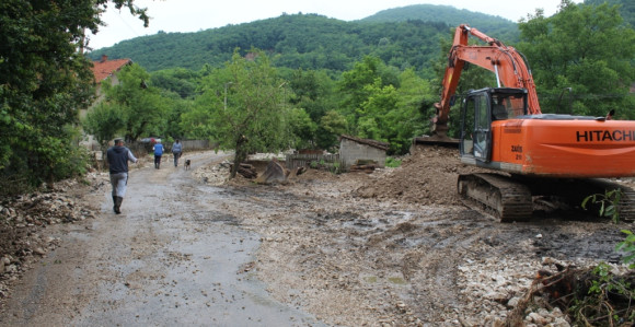 Bijeljina: Otklanjanje posljedica nevremena u Banjici