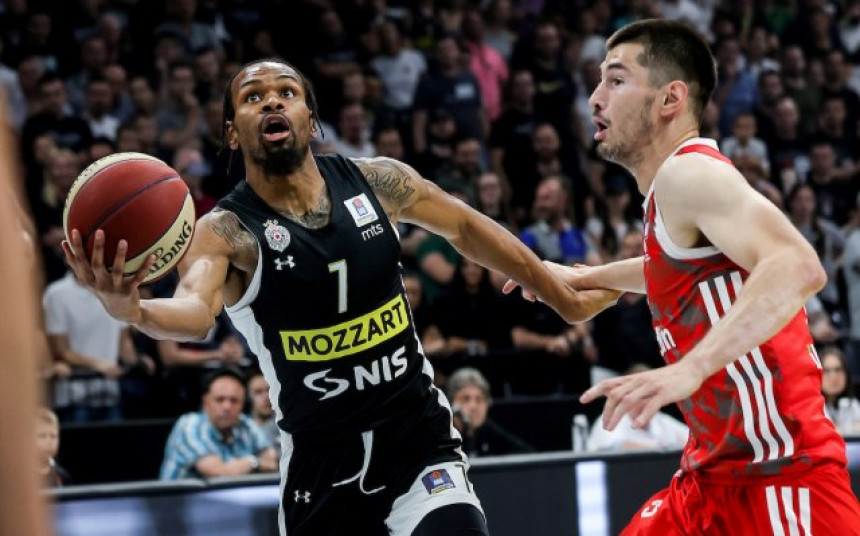 Partizan slavio pred rekordnim brojem navijača u Areni