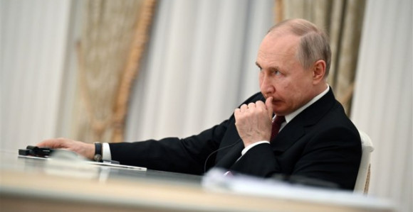 Путин: Украјинске снаге нападају из више праваца