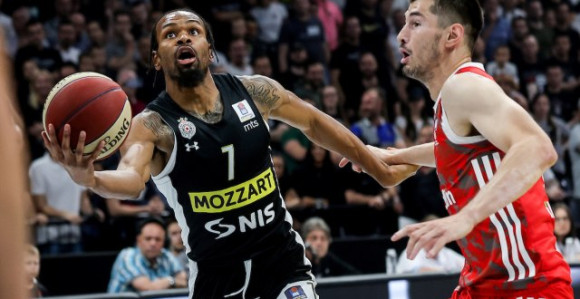 Partizan slavio pred rekordnim brojem navijača u Areni
