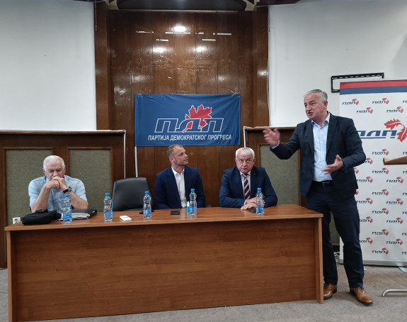 Власт у Приједору не користи ресурсе за добробит грађана
