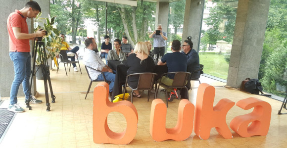 Novinari u Srpskoj nisu sami, to sistem treba da zna