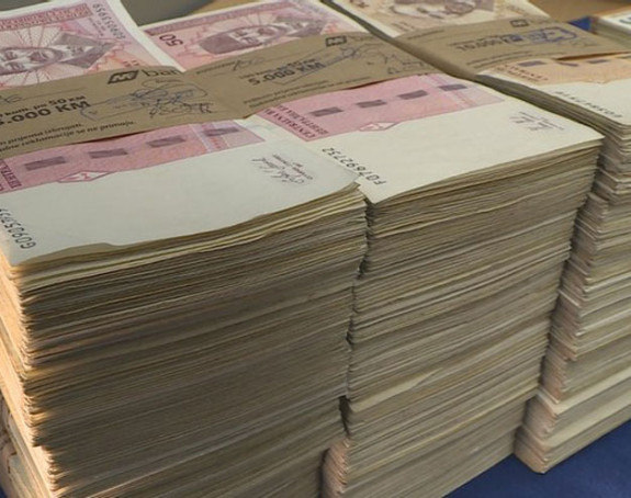 Za ino-dug Vlada Srpske izdvojila 100 miliona maraka