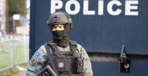 Kosovski specijalci u Gračanici pretresali vozila