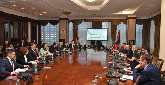 Vlada zadužena do guše, traže novac i od građana