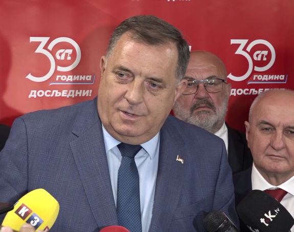 Dodik Šmita i Kurtija nazvao pogrdnim imenima