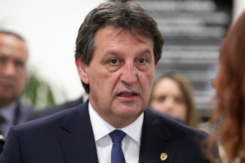 Gašić: Ubica Olivera Ivanovića nalazi se u Njemačkoj