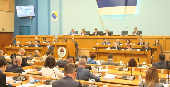 Nakon redovne slijedi posebna sjednica NSRS