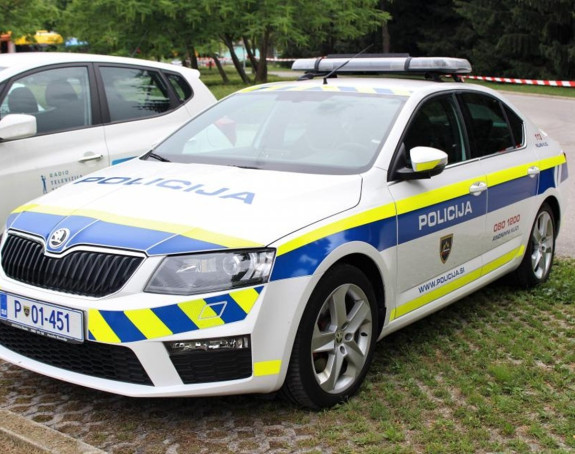 Dijete preminulo u vrelom automobilu, majka uhapšena