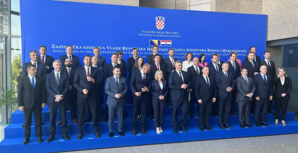 Političari pola rečenice posvetili Trgovskoj gori