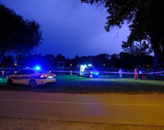 Stravična nesreća: Vozač hitne udario tri maloljetnice