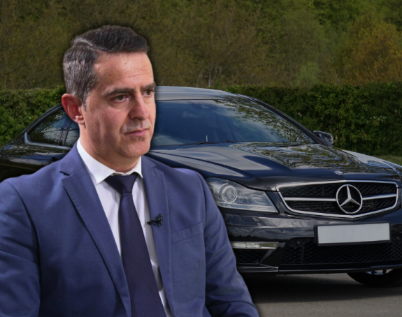 Novi pokušaj Kajganića da kupi luksuznu limuzinu
