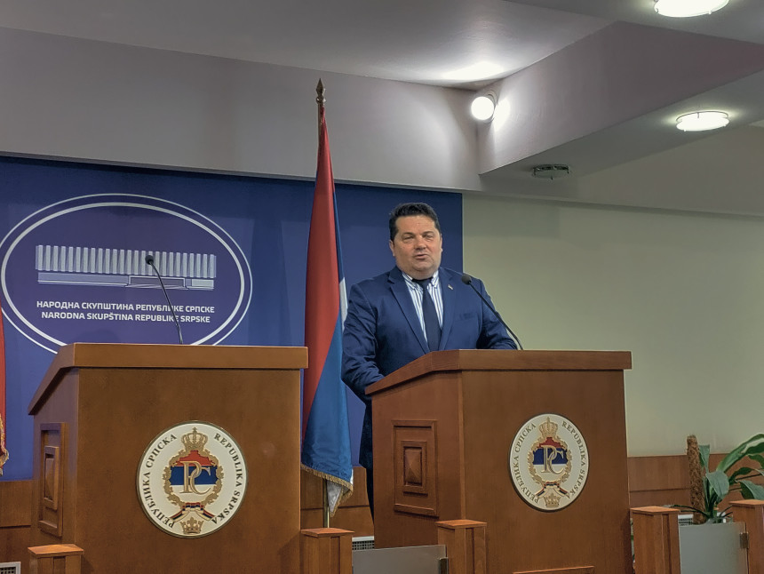 Сутра двије посебне сједнице Народне скупштине