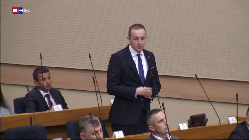 Znam ko je dao Jasenovačku građu, presjekao Srpsku...