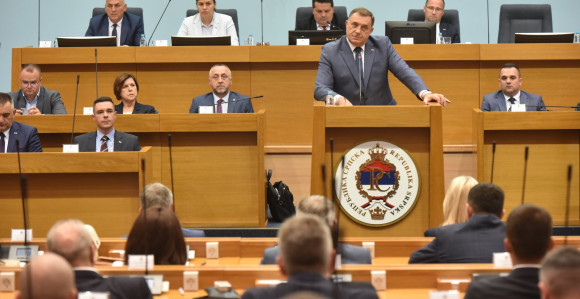 Dodik se obrušio na Ustavni sud BiH i zaprijetio zatvorom