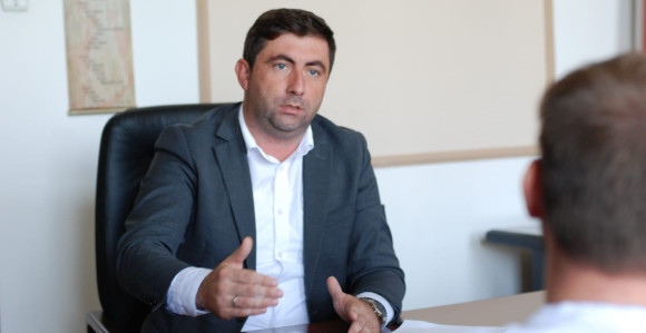 Poziv Viškoviću, Miniću i Košarcu na hitan sastanak