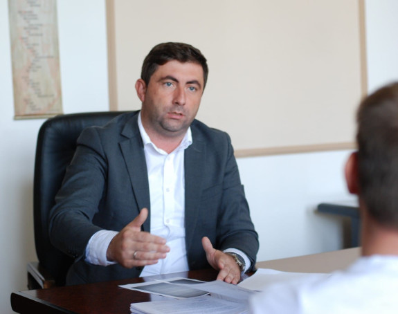 Poziv Viškoviću, Miniću i Košarcu na hitan sastanak