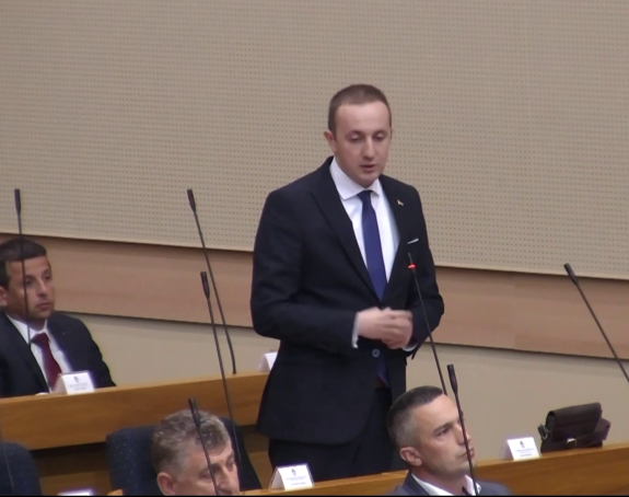 Znam ko je dao Jasenovačku građu, presjekao Srpsku...