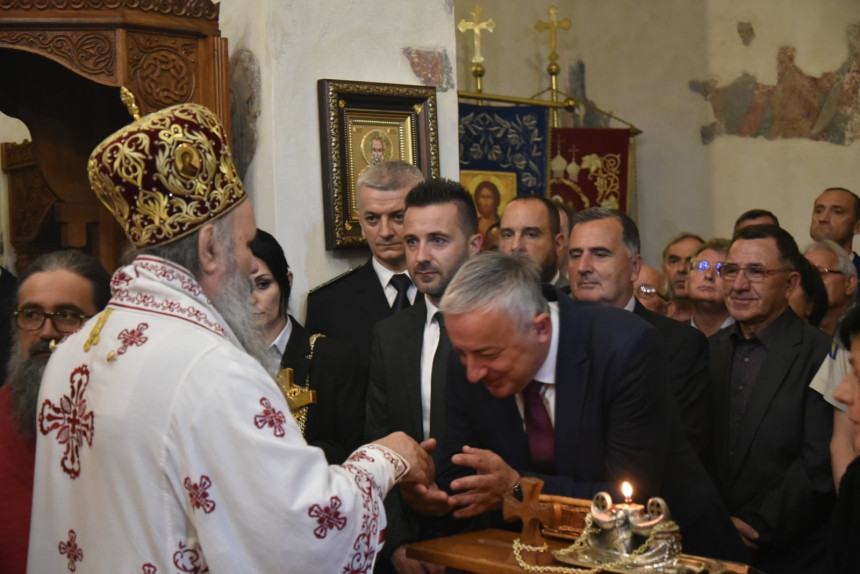 Hvala svim srpskim junacima od Kosova do danas
