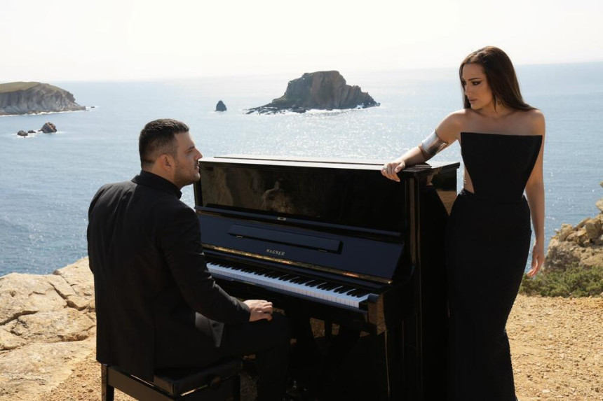 Ko je Dejan Kostić - Snimio duet sa Prijovićevom