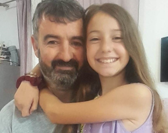 Nina prodaje krofne danas, a onda ide sa tatom u Moskvu